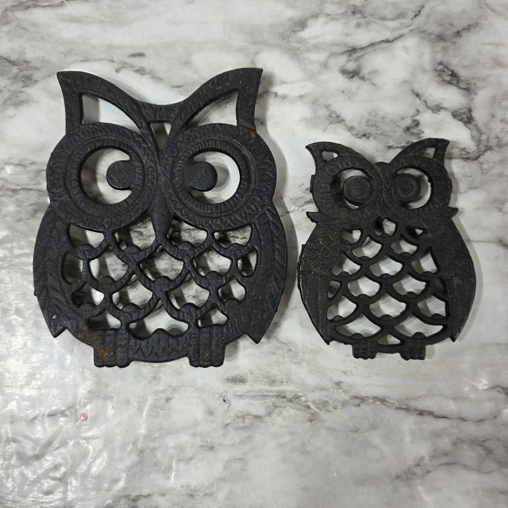 2 Vintage Owl Trivets 4" & 5.5" Cast Iron Hot Plate Coaster Spoon Rest Taiwan